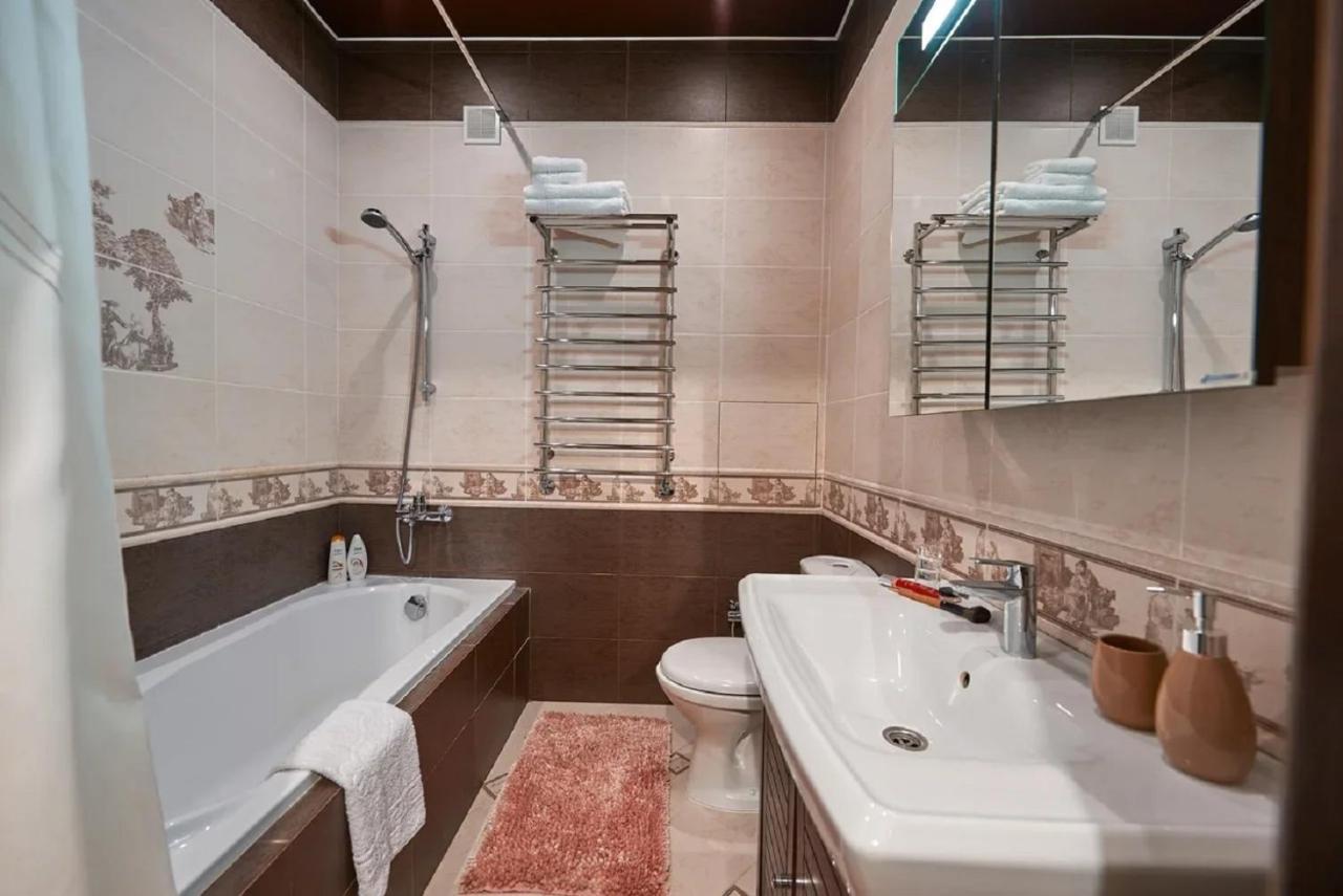 Paulmarie Apartments On Prs. Lenina, 51 Gomel Kültér fotó